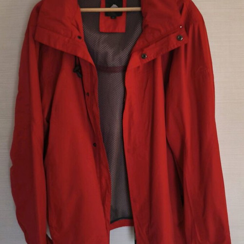Mc Kinley men's waterproof windbreaker jacket size L like new red