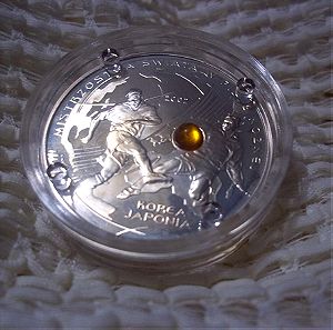 Νόμισμα Πολωνίας με κεχριμπάρι.