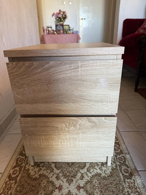 Nightstand used with height 0.56 and width 0.41-0.48