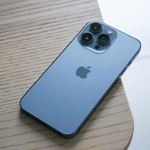 iPhone 13 Pro Max 256GB Sierra Blue like new with fast charger