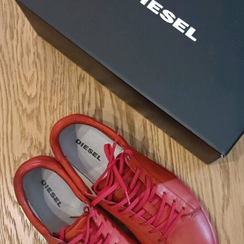 Diesel Naptik men's sneakers size 45, tango red leather, like new