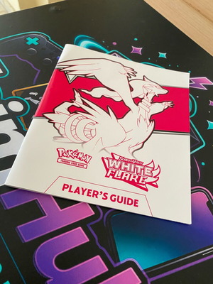 Pokemon White Flare player's guide like new