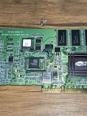 Ati Rage 128 AGP 32MB vintage graphics card used