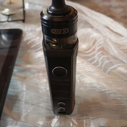 Voopoo Drag S2 electronic cigarette like new with Blueberry Donut liquid gift