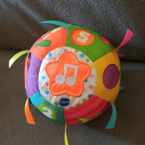 Vtech Fabric Ball My First Friends with Music like new for 6+ months