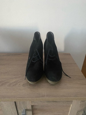 Ragazza ankle boots size 36 black like new