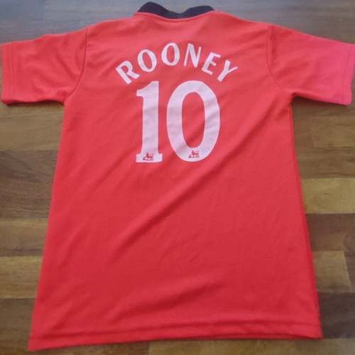 Manchester United Rooney #10 Kids Football Jersey used, size 14–17