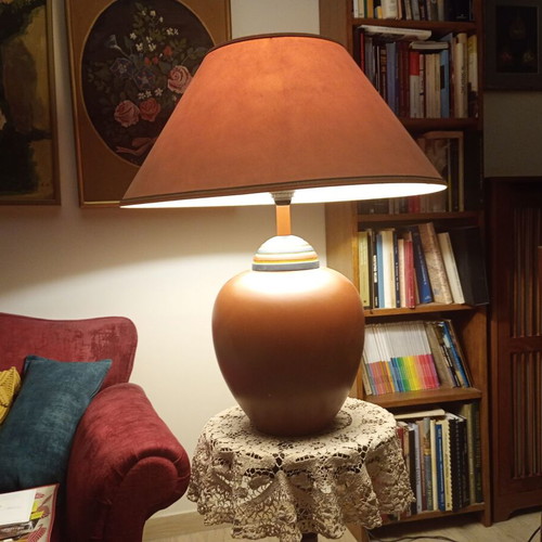 French table lamp like new with ceramic base and fabric shade