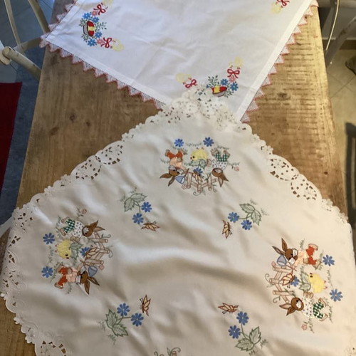 Easter tablecloths unused, set of 2 cotton and synthetic
