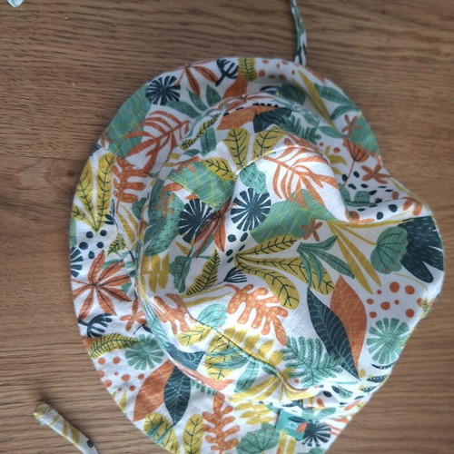 Boboli children's hat like new, size 2-3 years, multicolor