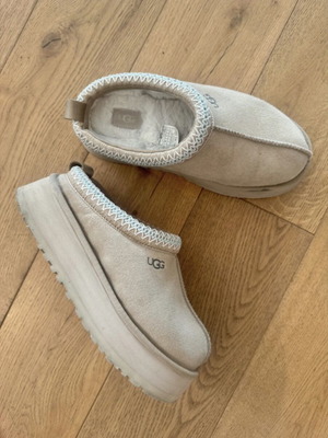 Ugg Tazz boots size 38 used, beige, very good condition
