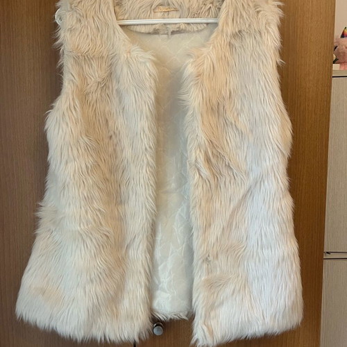 BluDeSe sleeveless fur vest like new, white/beige, M/L