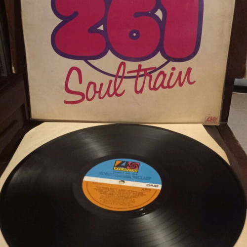 Piccadilly Radio 261 Soul Train used vinyl R&B / Soul