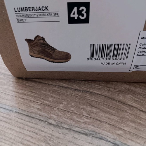 Lumberjack boots size 43 like new, brown with fur lining and zipper