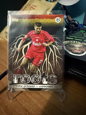 Roots Steven Gerrard Topps UCC card new
