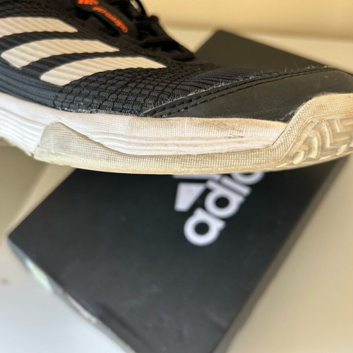 Adidas kids tennis shoes used size 34