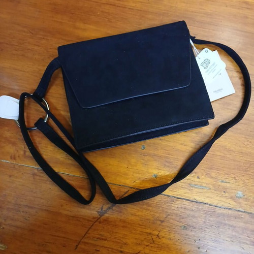 Pull and Bear shoulder/crossbody bag