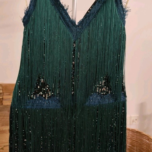 Sequin dress with fringes and sequins size M like new, green