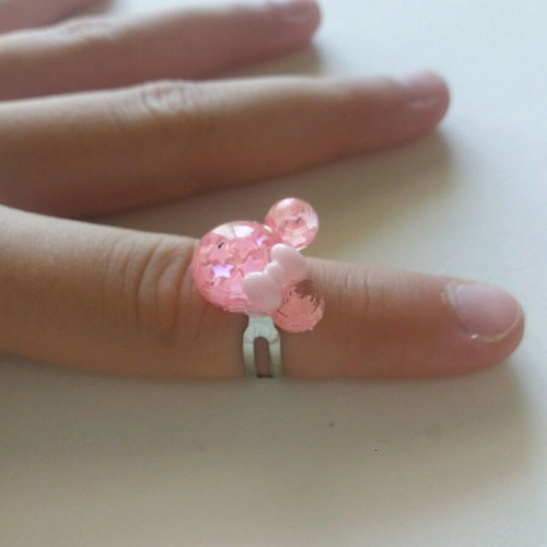 Mini mouse ring like new, pink with rhinestones and glitter