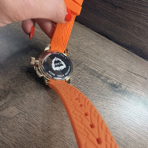 Loisir women's wristwatch like new, orange and gold