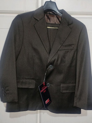 Mini Raxevsky suit set new for 5 years old, brown, 110 cm