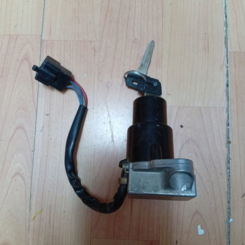 YAMAHA XT 600E Central Switch like new