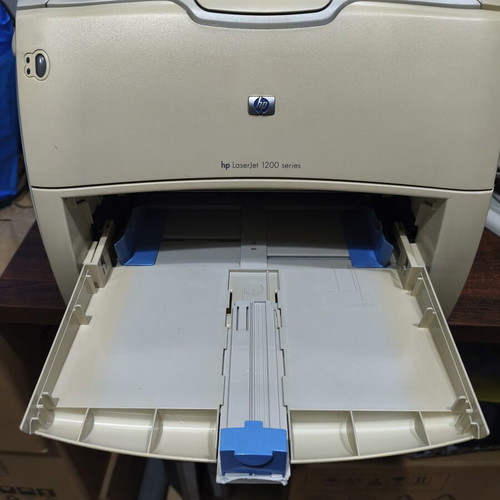 HP LaserJet 1200 Series printer used, black and white, USB and LPT1