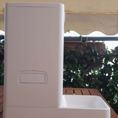 Automatic pet feeder new for dog and cat