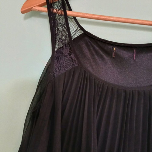 Pleated black dress size M like new