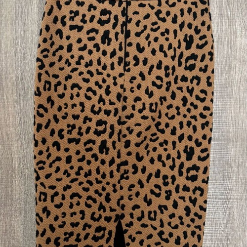 BSB midi skirt like new, elastic, size M, black and brown