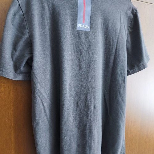 Prada men's t-shirt new, size L, gray