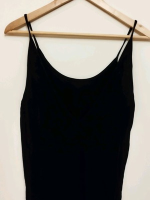 Top lightweight black like new, size S