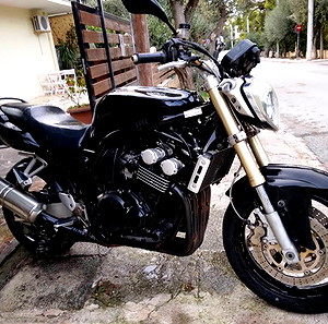Πωλείται Fazer 600 του 2002 600€ θέλει λάστιχα