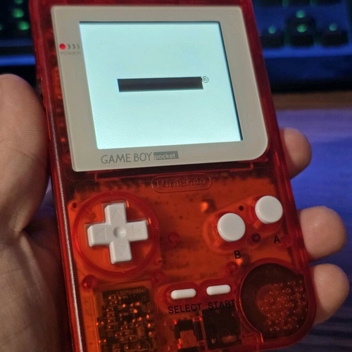 Gameboy Pocket refurbished with IPS screen and new shell