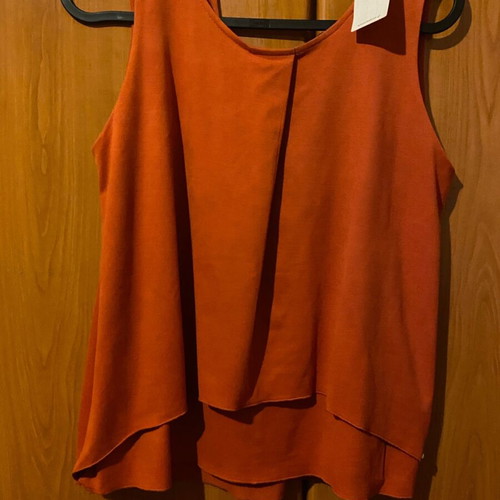 Blouse new modern short sleeveless suede type, size L, beige and orange