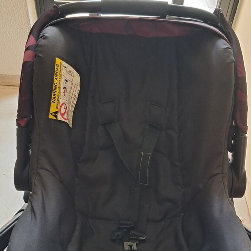 2 in 1 stroller like new, easy folding