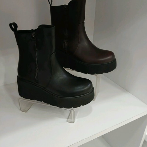 Leather women's ankle boots new, black and burgundy