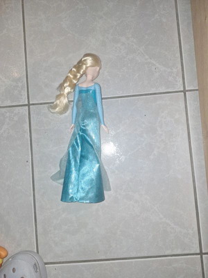 Frozen Elsa doll without shoes