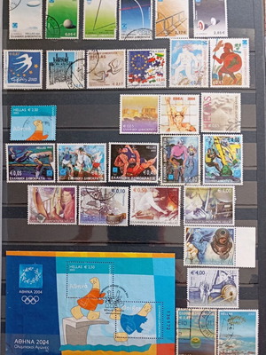 Γραμματόσημα 2003 μεταχειρισμένα με 5 πλήρεις σειρές
