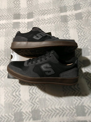 Skechers New Wave Cup αθλητικά παπούτσια καινούργια, μέγεθος 44, μαύρο-γκρι