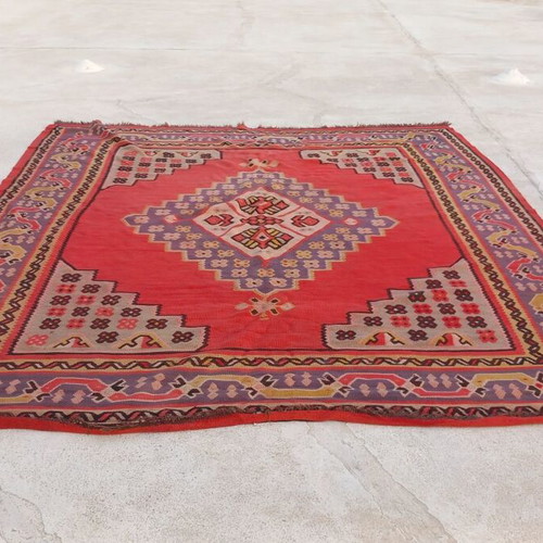 Handmade rug 3.20x2.75 like new