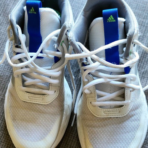 Adidas OwnTheGame 2.0 K kids basketball shoes like new, size 36