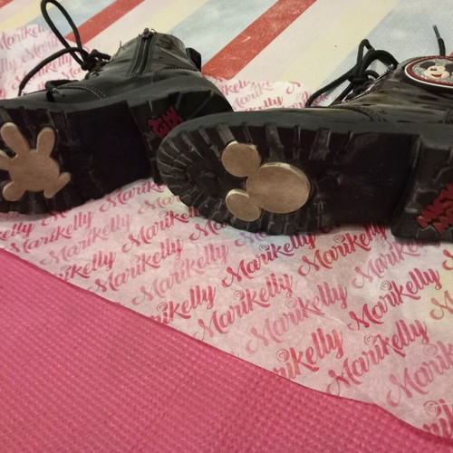 Minnie Mouse kids boots used, size 33, black Zara