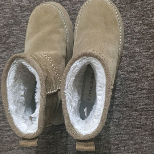 Stradivarius leather boots like new, size 37, beige