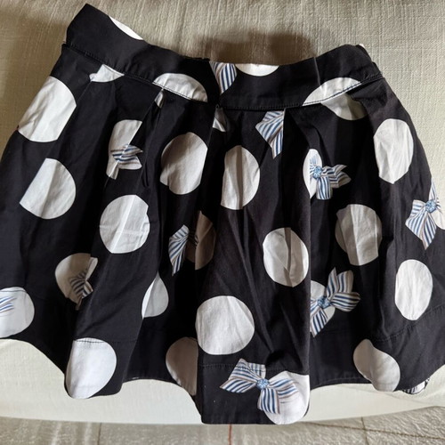 Lapin girls' skirt for 5 years old like new, white and blue