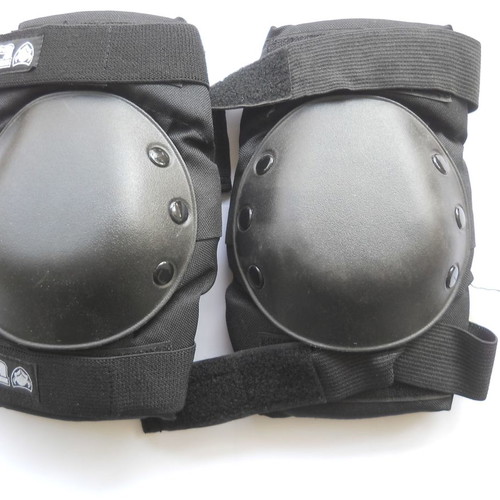 TSG basic protection set used for bicycle, roller, and skates