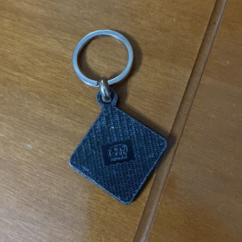 Keychain new black and yellow