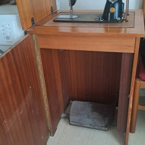 Pavlin and Singer Hand Sewing Machine used with cabinet