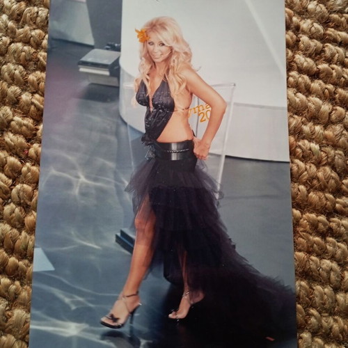 Gogo Mastrokosta Large Authentic Photo like new, 14 x 20.2 cm