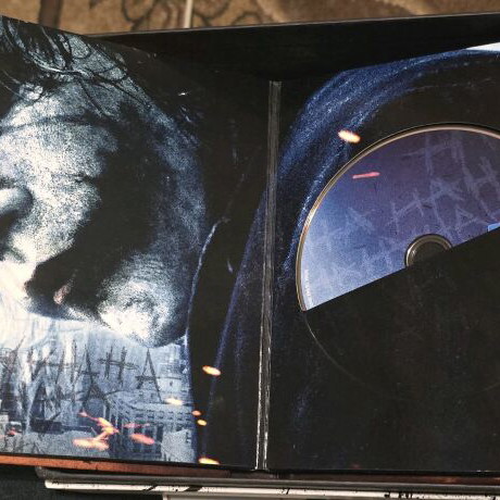 Dark Knight Trilogy Ultimate Collectors Edition Blu-Ray like new with subtitles